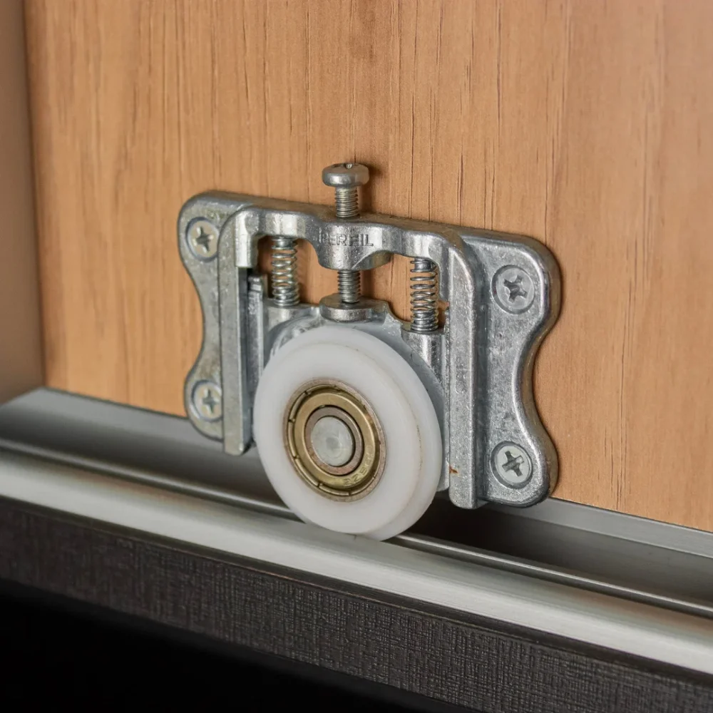 Sistema Deslizante de Sobrepor em Zamac para Armários - PF 600Z